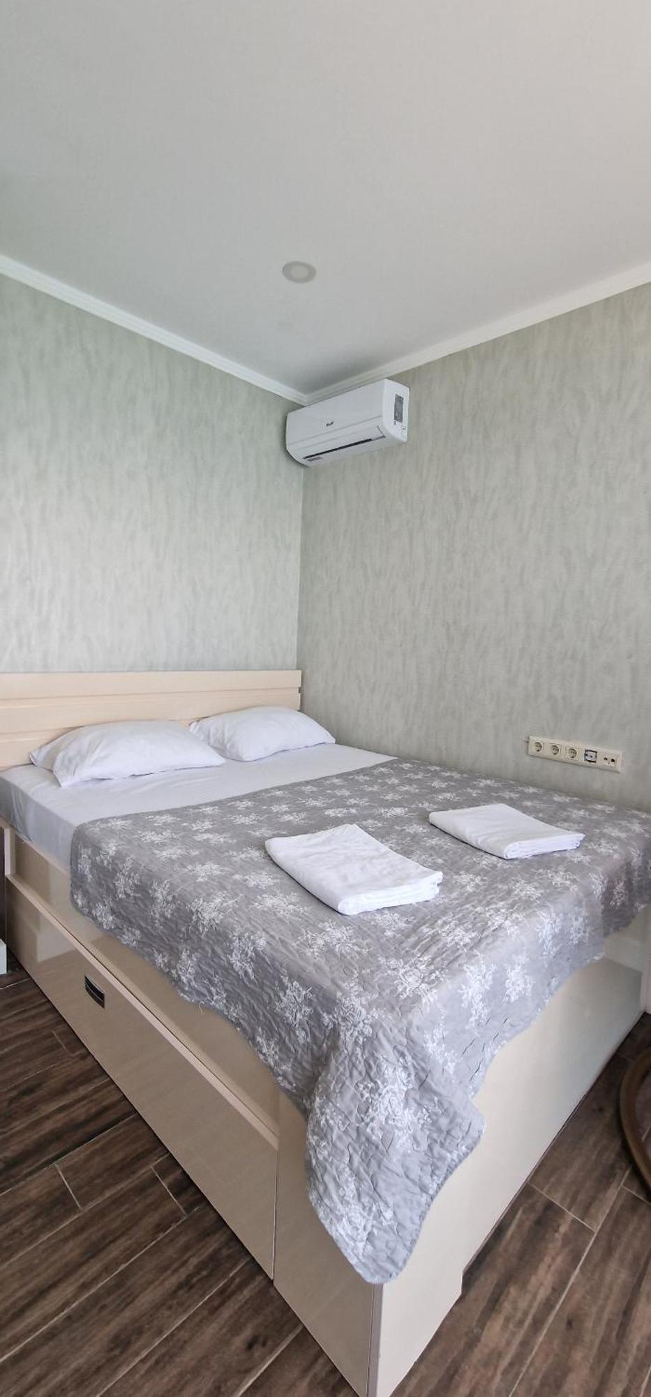 Your Beach Tower Batumi Quarto foto