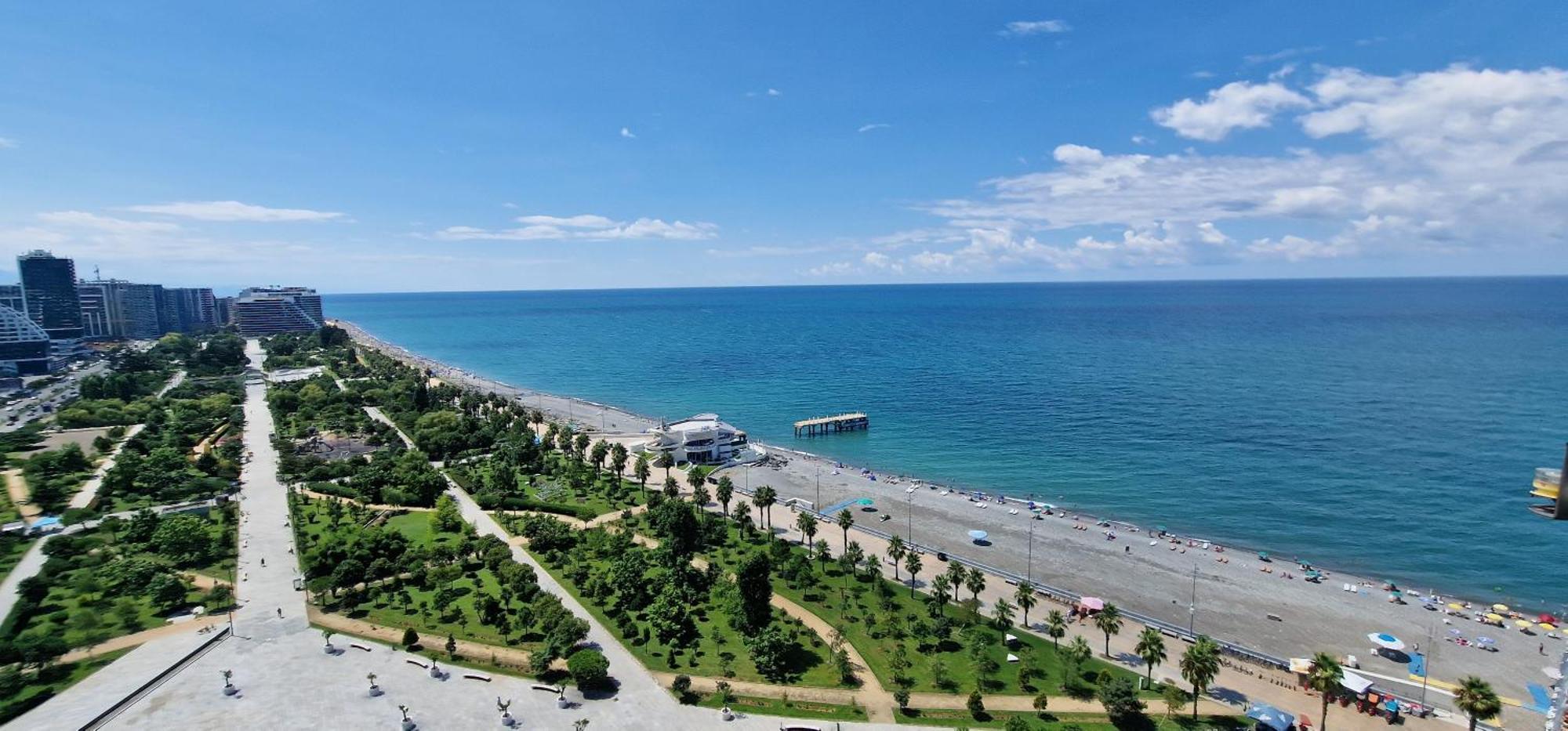 Your Beach Tower Batumi Quarto foto
